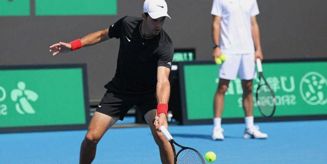 Nadal trở lại sân đấu không vì điểm số: Nhịp đập của một huyền thoại đã thành thiết chế