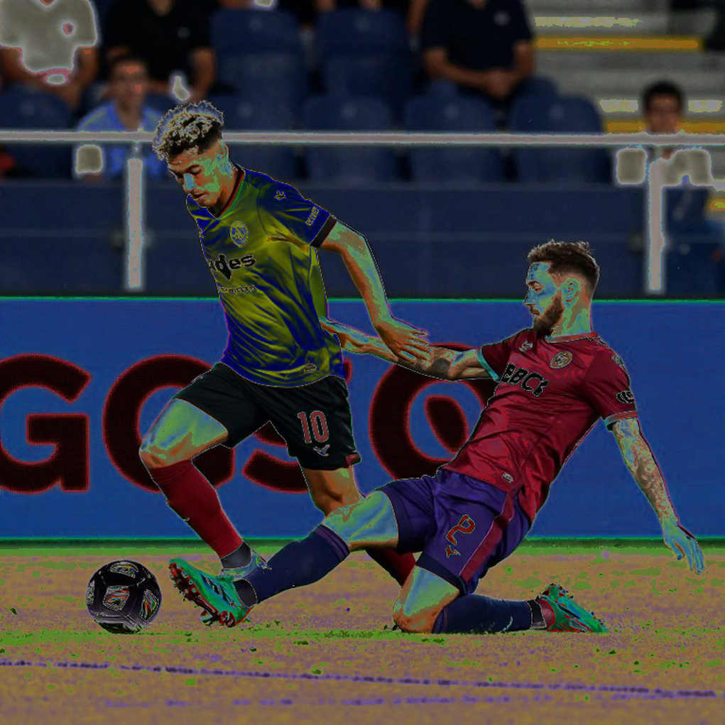 Salah và cú sốc Trabzonspor: Trận đánh bản quyền hình ảnh nổ ra trước khi bóng lăn