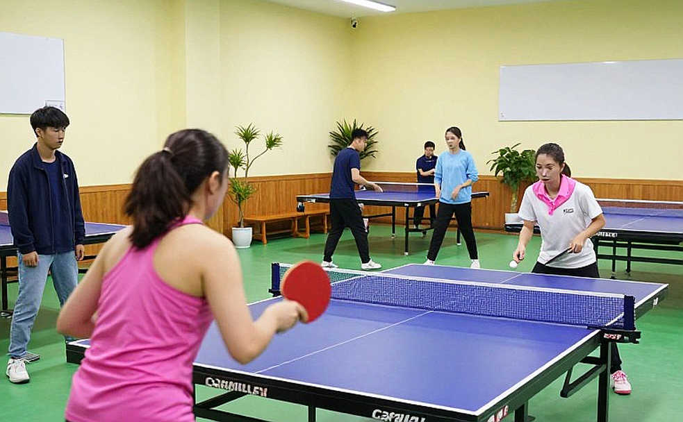 Mặt vợt lục giác và cuộc chiến không gian: bóng bàn thế giới sau Paris 2026