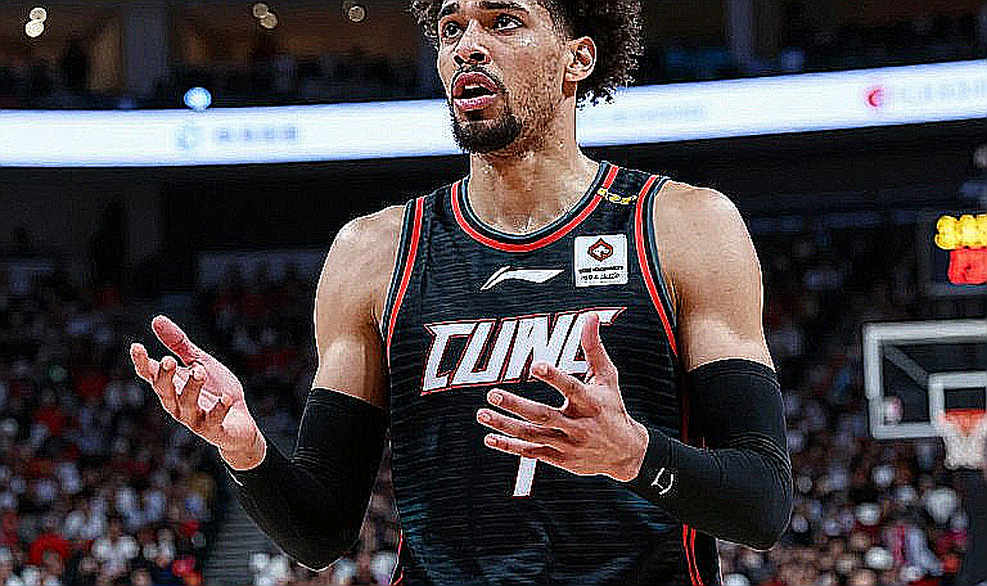 Warriors và bài toán Curry trước trận mở màn gặp Lakers