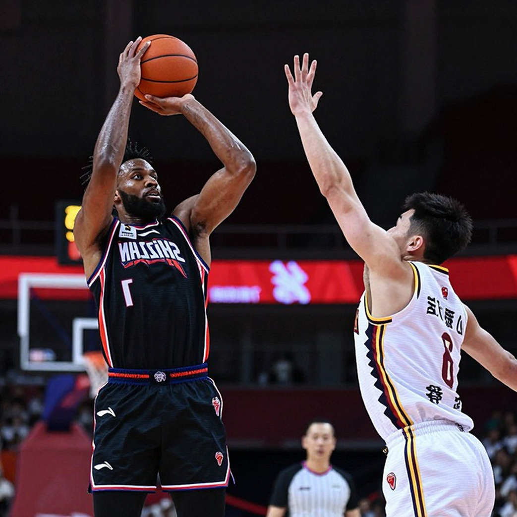 Golden State đảo kế hoạch: Porziņģis không còn ở cạnh đội, và 40 triệu đô đang treo lơ lửng