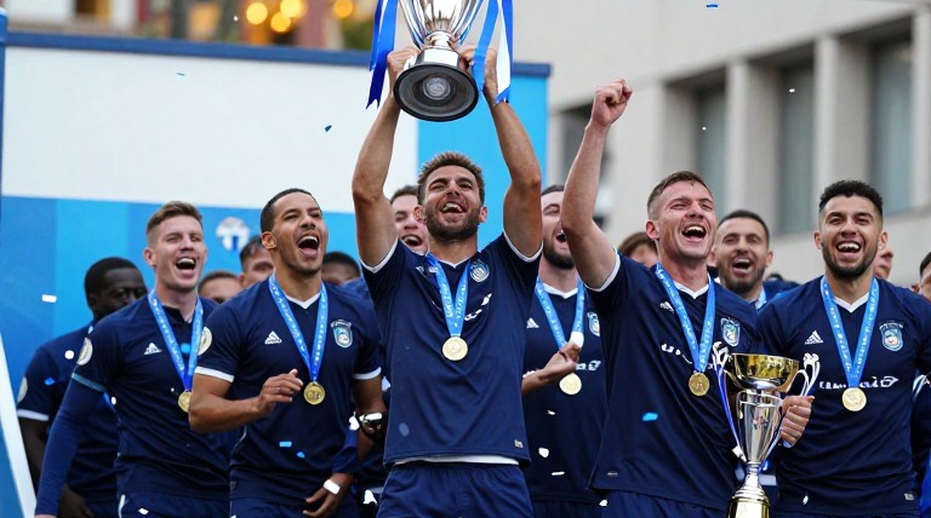 Kỳ chuyển nhượng V.League 2026 và khoảng trống dữ liệu: Khi tiếng ồn chạy nhanh hơn bản hợp đồng